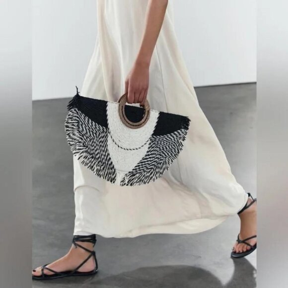 ZARA WOVEN FAN SHAPED BAG - Picture 4 of 5